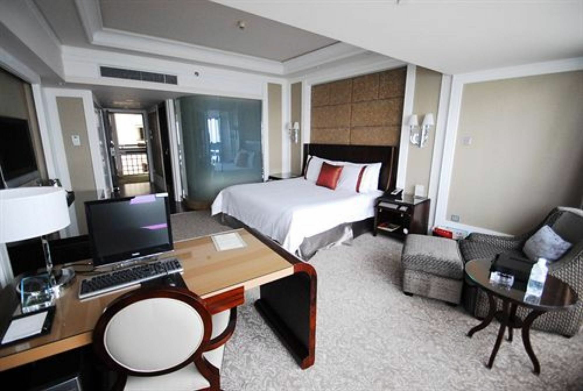 Shan Dong Hotel Jinan Exterior foto